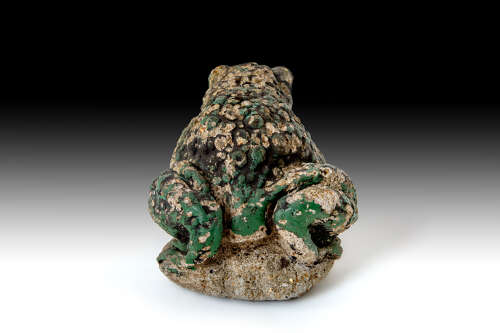 A cast stone toad